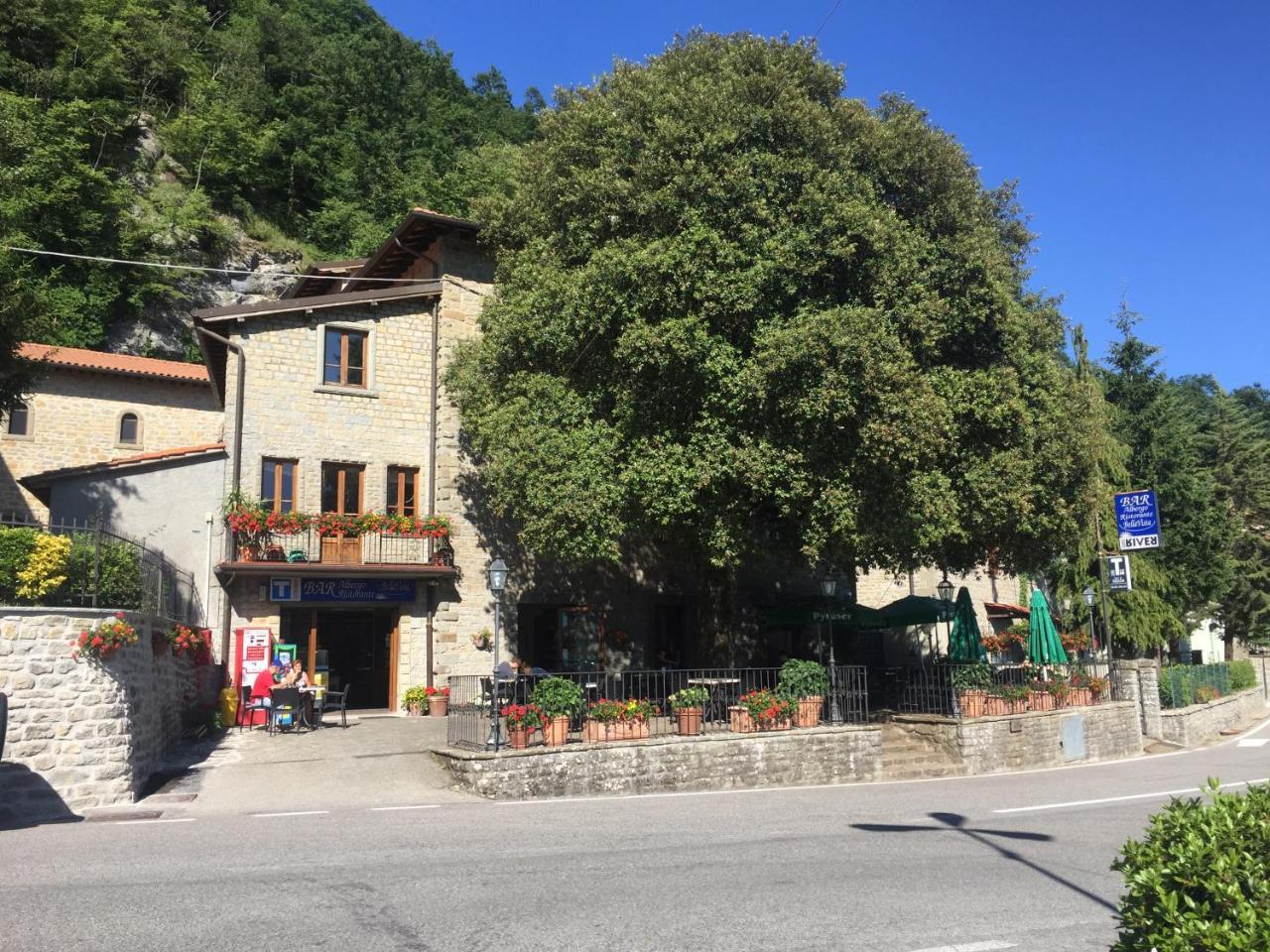 Albergo Bellavista Chiusi della Verna Exterior foto